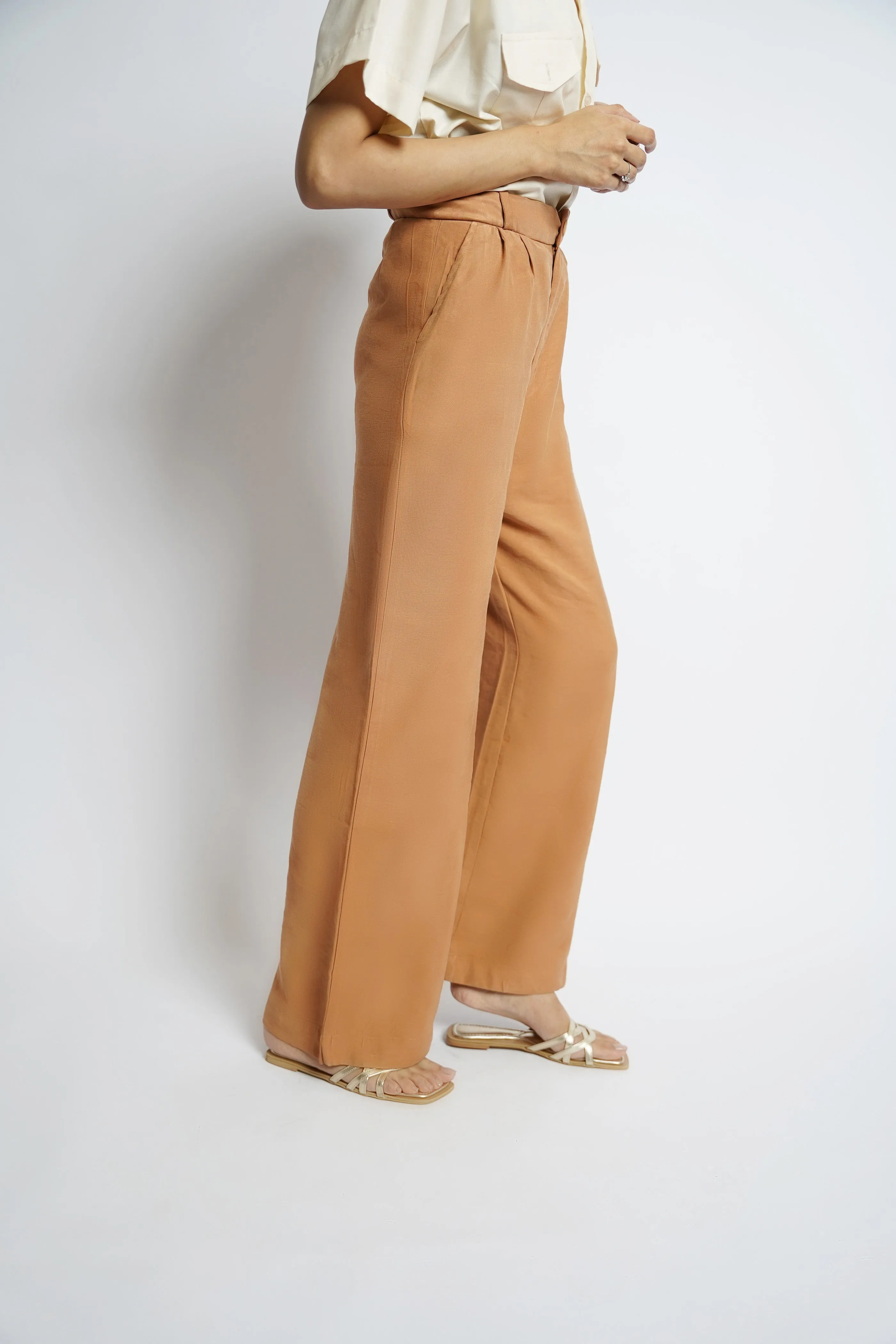 Belbes Flared Pants Tan