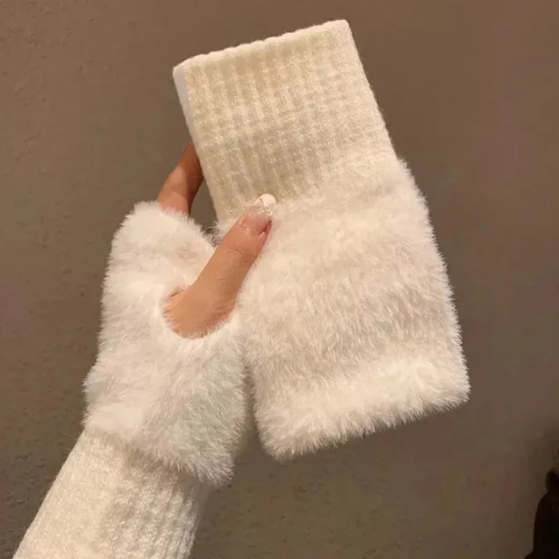 Knitted Fingerless Gloves