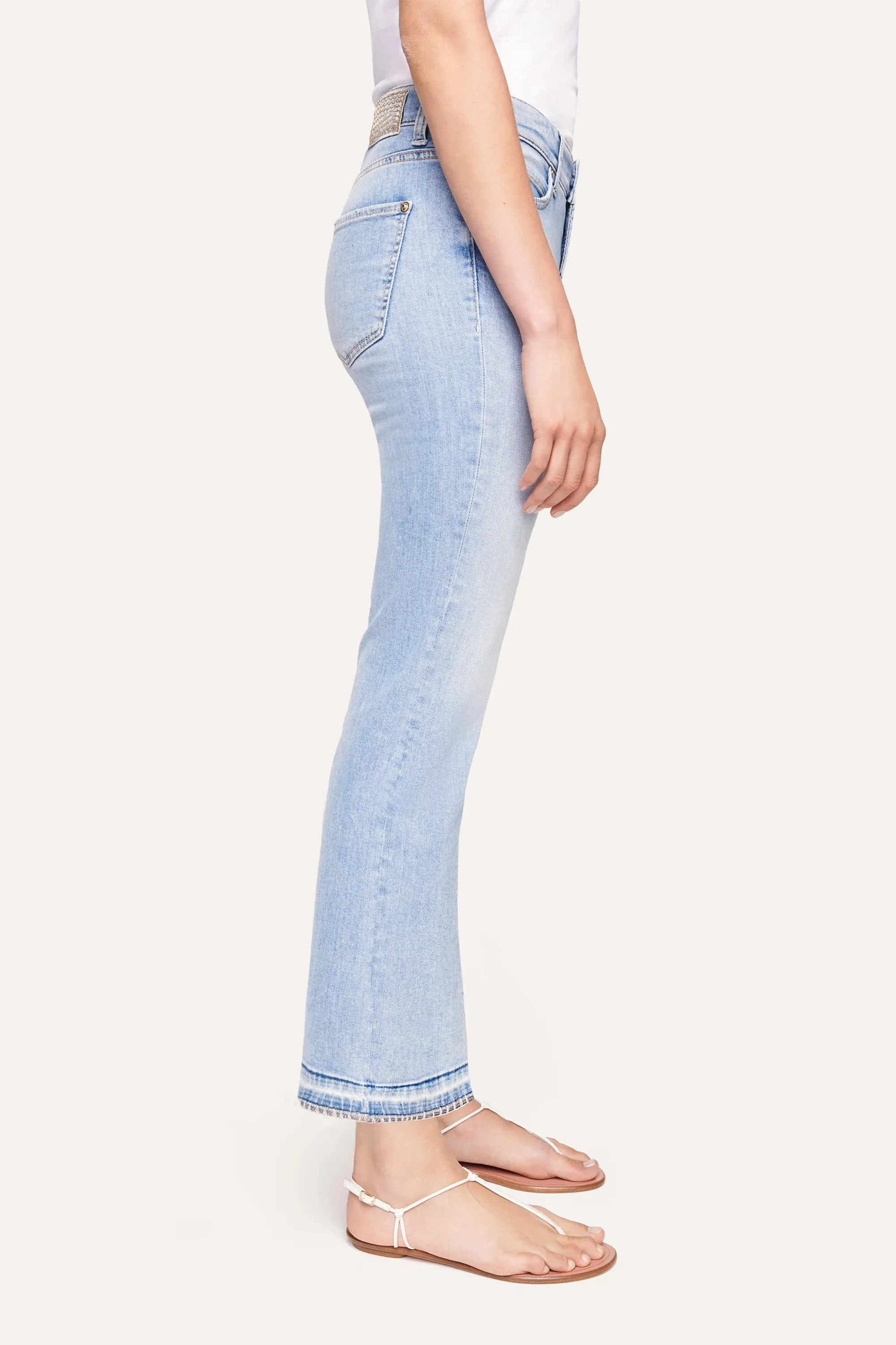 Paris Easy Kick Flared Crop Denim - Super Bleach