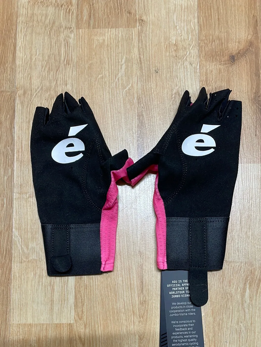 Team Jumbo Visma AGU Premium Aero Gloves Pink